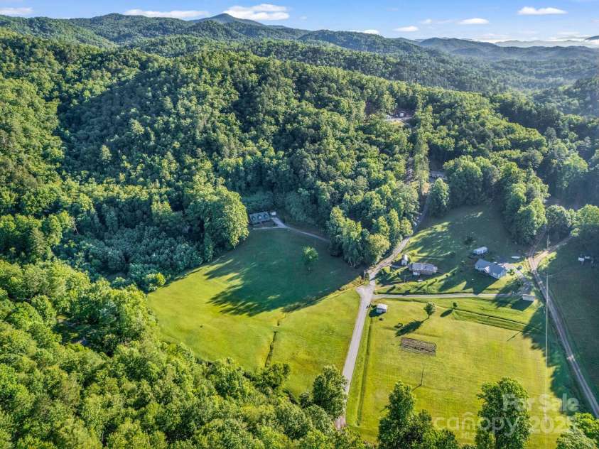 621 Cherryfield Creek, Brevard, NC 28712.  MLS# CAR4269516, YatesRealty ID 23646. 