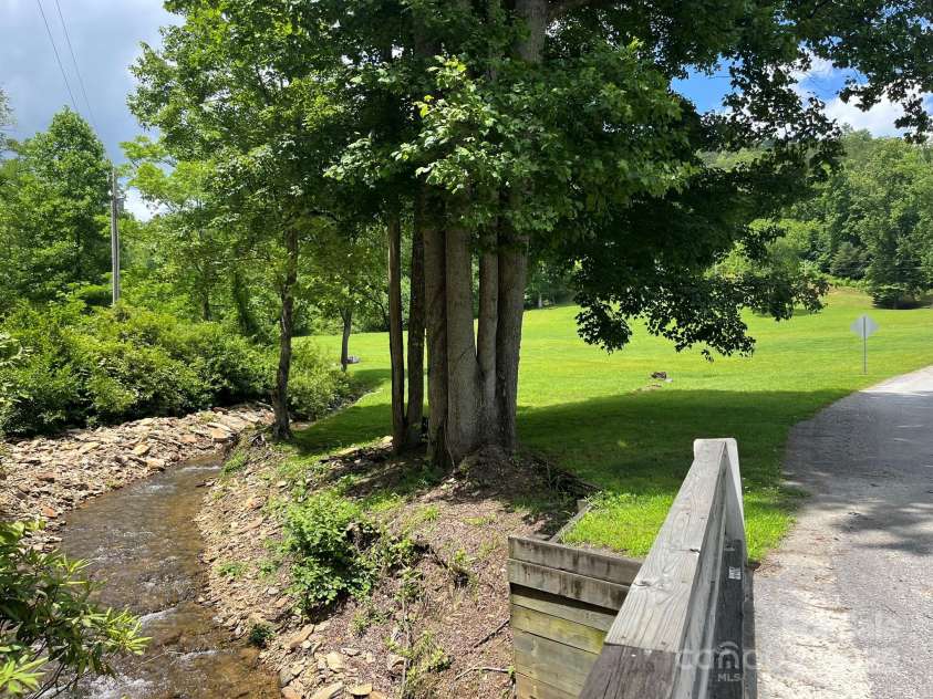 621 Cherryfield Creek, Brevard, NC 28712.  MLS# CAR4269516, YatesRealty ID 23646. Entrance to Property