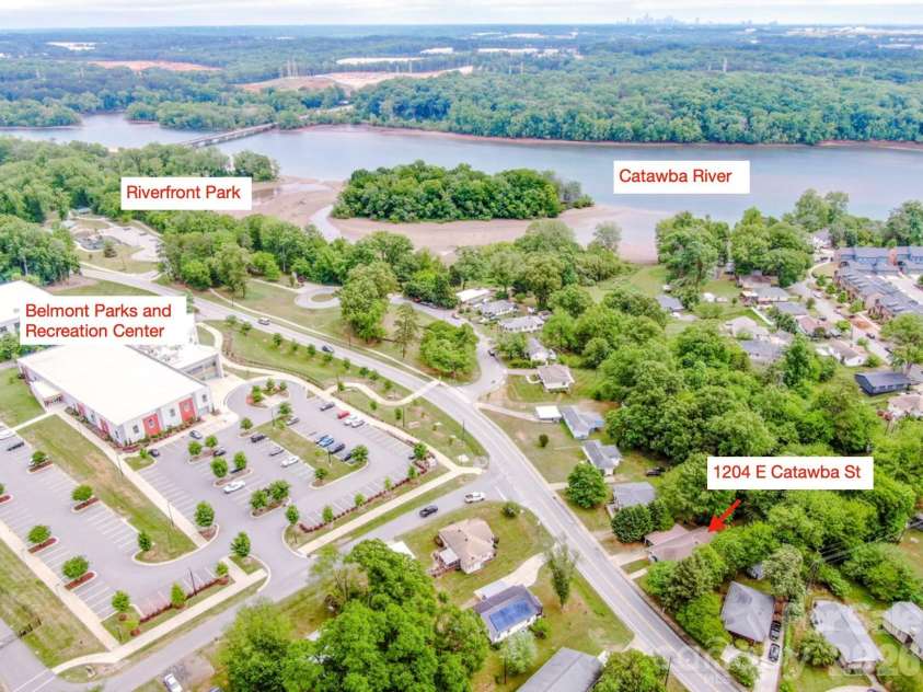 1204 Catawba Street, Belmont, NC 28012.  MLS# CAR4376035, YatesRealty ID 23647. 