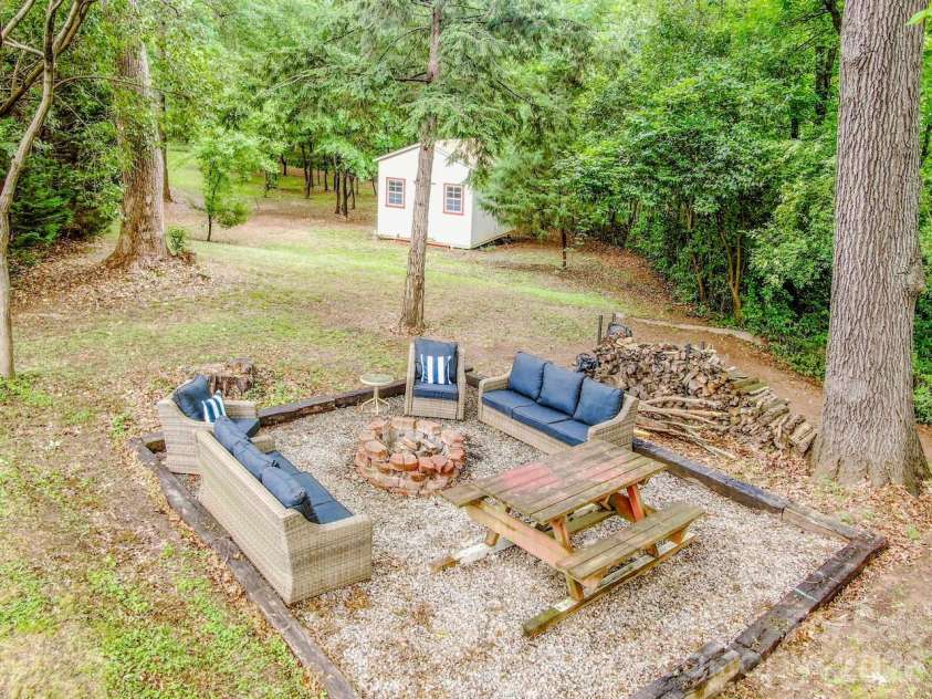 1204 Catawba Street, Belmont, NC 28012.  MLS# CAR4376035, YatesRealty ID 23647. 
