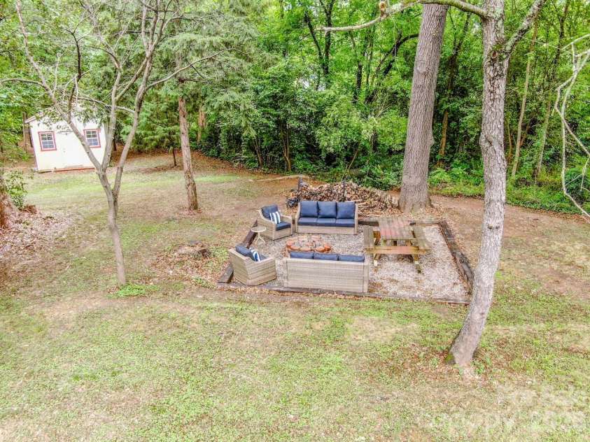 1204 Catawba Street, Belmont, NC 28012.  MLS# CAR4376035, YatesRealty ID 23647. 