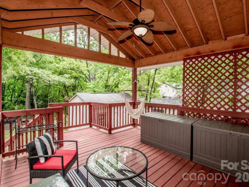 1204 Catawba Street, Belmont, NC 28012.  MLS# CAR4376035, YatesRealty ID 23647. 