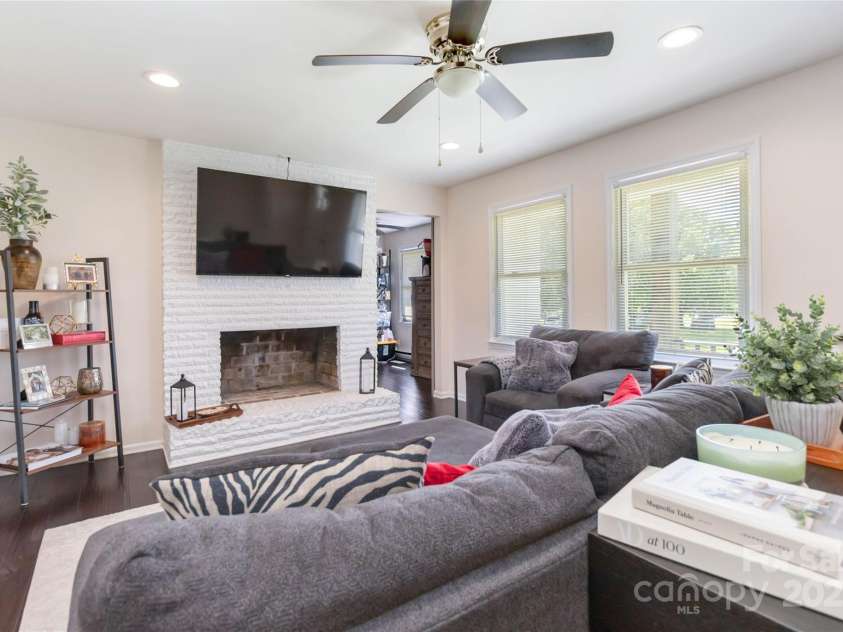 4855 Saluda Road, Rock Hill, SC 29730.  MLS# CAR4255315, YatesRealty ID 23647. 