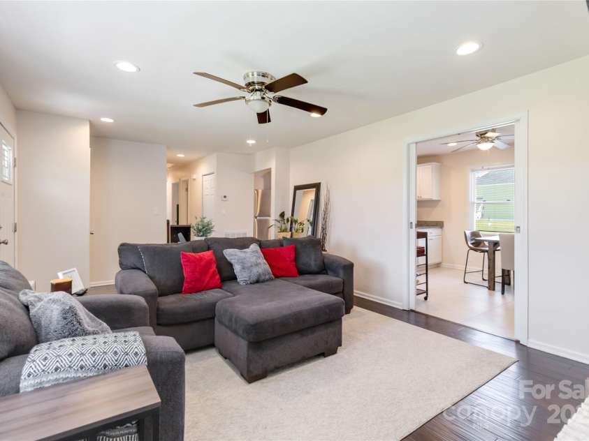 4855 Saluda Road, Rock Hill, SC 29730.  MLS# CAR4255315, YatesRealty ID 23647. 