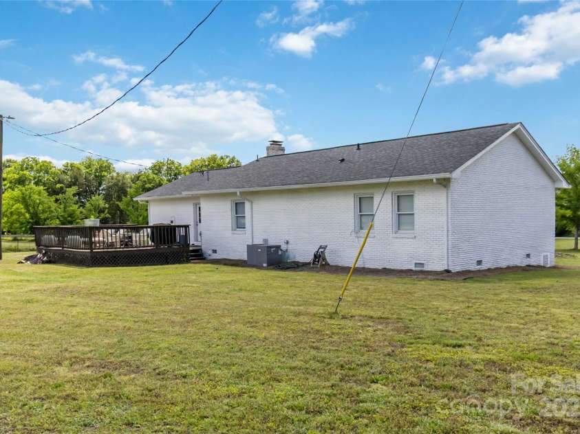 4855 Saluda Road, Rock Hill, SC 29730.  MLS# CAR4255315, YatesRealty ID 23647. 