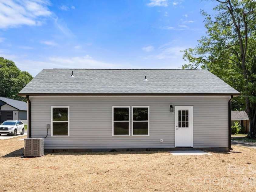 1214 Patterson Street, Shelby, NC 28152.  MLS# CAR4379896, YatesRealty ID 23649. Back