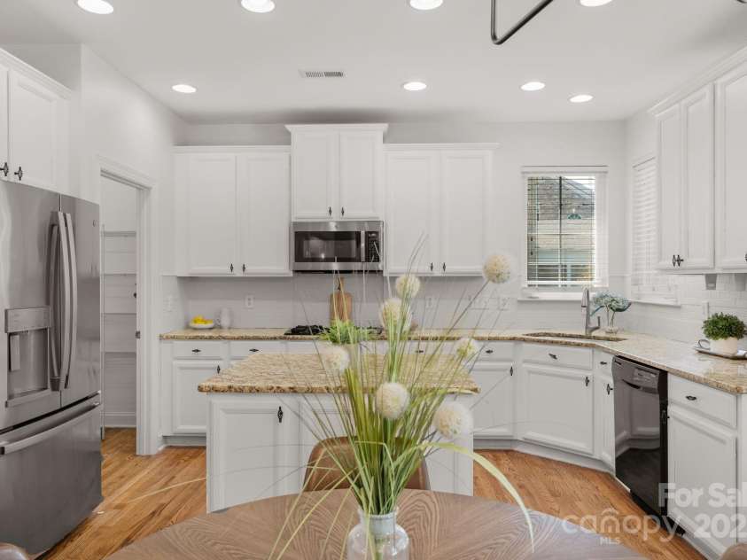 1116 Crooked River Drive, Waxhaw, NC 28173.  MLS# CAR4250432, YatesRealty ID 23650. 