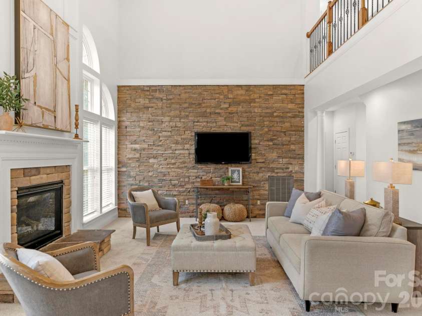 1116 Crooked River Drive, Waxhaw, NC 28173.  MLS# CAR4338274, YatesRealty ID 23650. 