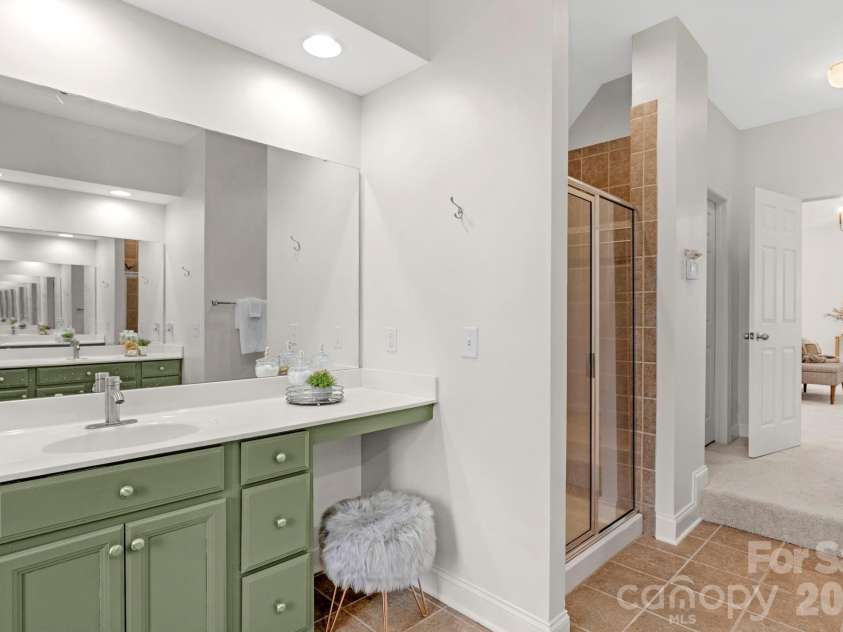 1116 Crooked River Drive, Waxhaw, NC 28173.  MLS# CAR4338274, YatesRealty ID 23650. 