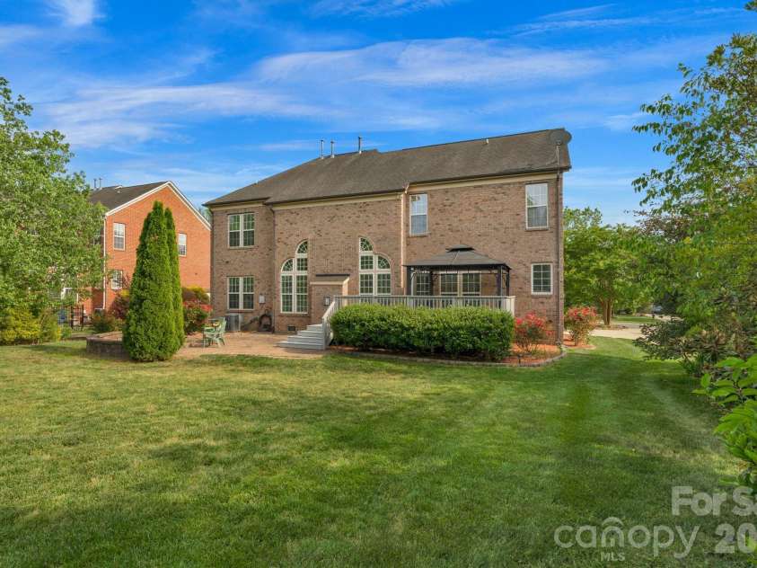 1116 Crooked River Drive, Waxhaw, NC 28173.  MLS# CAR4338274, YatesRealty ID 23650. 