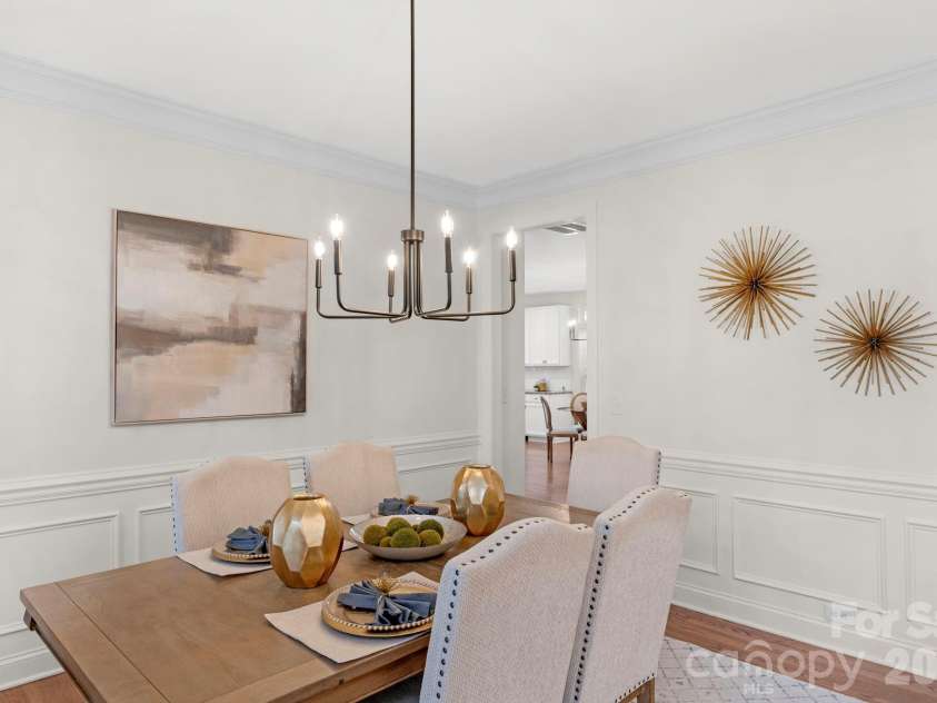1116 Crooked River Drive, Waxhaw, NC 28173.  MLS# CAR4338274, YatesRealty ID 23650. Fabulous Dining Room 
