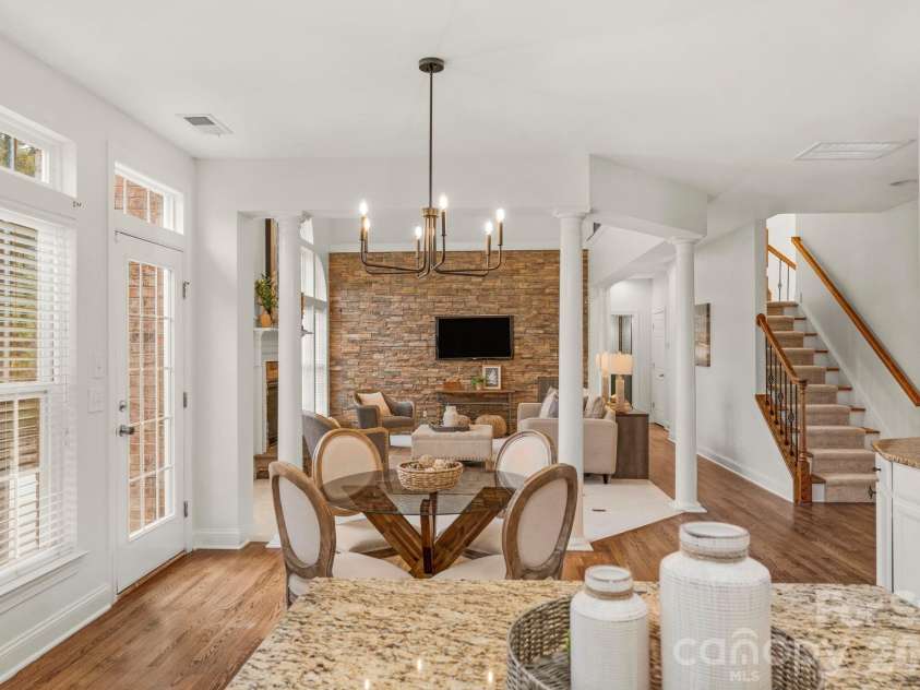 1116 Crooked River Drive, Waxhaw, NC 28173.  MLS# CAR4338274, YatesRealty ID 23650. Open Floor Plan 