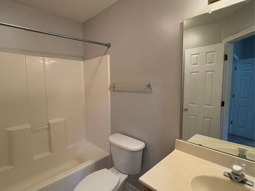 15415 Asterwind Court, Charlotte, NC 28277.  MLS# CAR4382864, YatesRealty ID 23651. Full bath 2