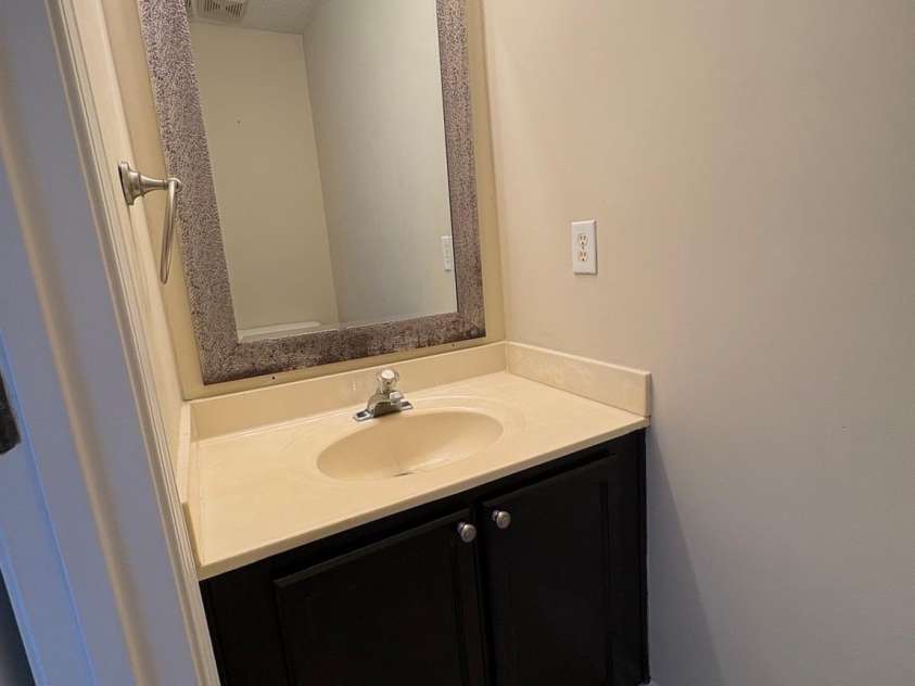 15415 Asterwind Court, Charlotte, NC 28277.  MLS# CAR4382864, YatesRealty ID 23651. Half bath main level