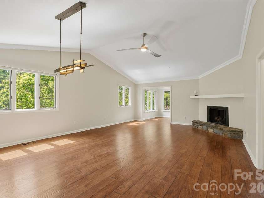201 Timber Drive, Asheville, NC 28804.  MLS# CAR4373711, YatesRealty ID 23652. Living Room & Dining