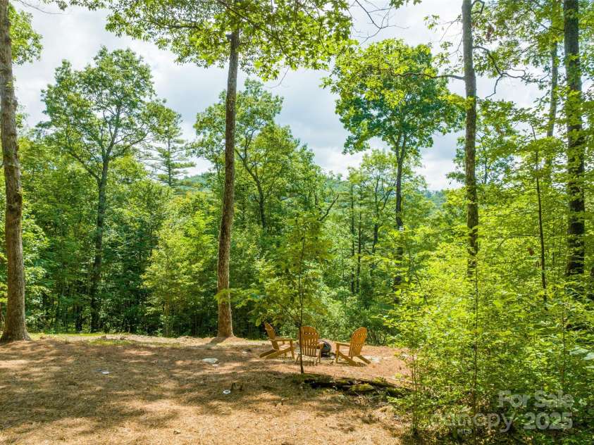 48 Bearfoot Lane, Highlands, NC 28741.  MLS# CAR4267783, YatesRealty ID 23652. 
