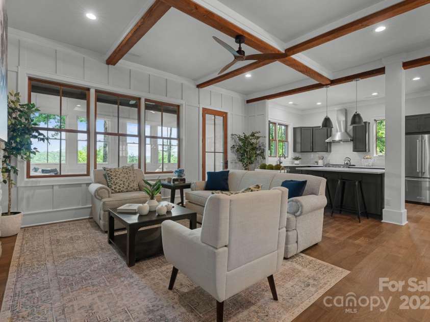 48 Bearfoot Lane, Highlands, NC 28741.  MLS# CAR4267783, YatesRealty ID 23652. 