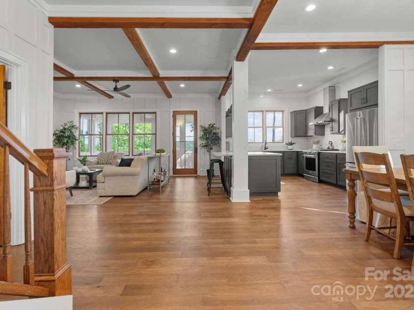 48 Bearfoot Lane, Highlands, NC 28741.  MLS# CAR4267783, YatesRealty ID 23652. Open Floor Plan