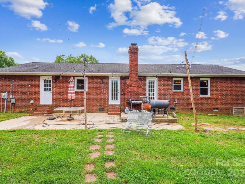 4527 Marshall Court, Monroe, NC 28110.  MLS# CAR4262625, YatesRealty ID 23654. 