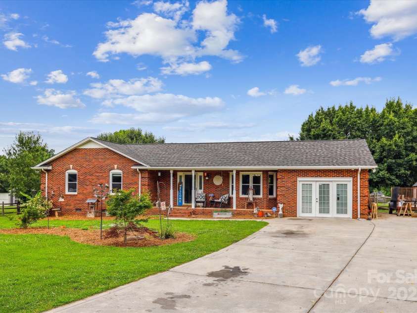 4527 Marshall Court, Monroe, NC 28110.  MLS# CAR4262625, YatesRealty ID 23654. 