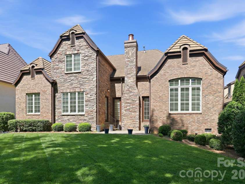 601 Belle Meade Court, Waxhaw, NC 28173.  MLS# CAR4381992, YatesRealty ID 23654. 