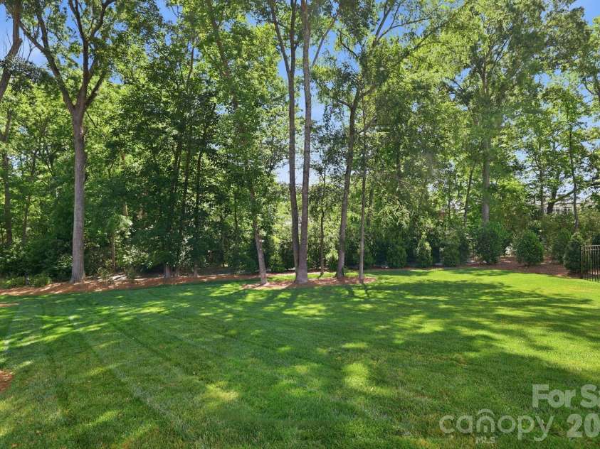 601 Belle Meade Court, Waxhaw, NC 28173.  MLS# CAR4381992, YatesRealty ID 23654. 