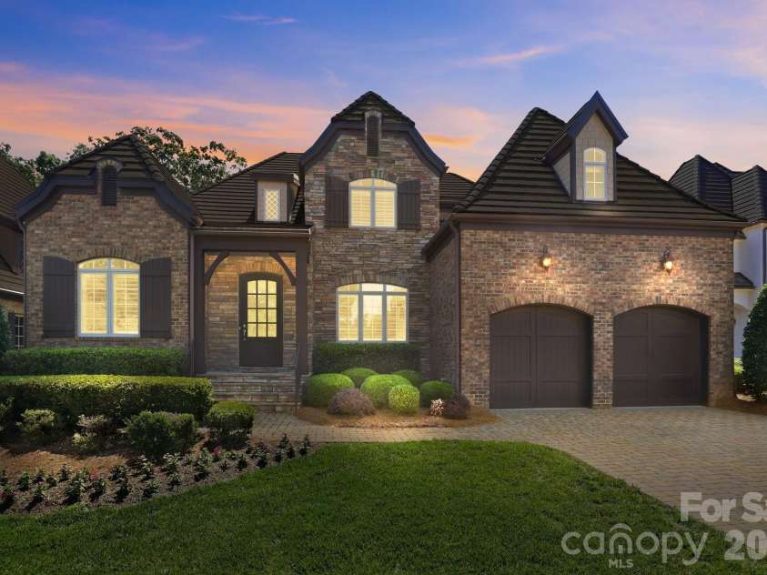601 Belle Meade Court, Waxhaw, NC 28173.  MLS# CAR4381992, YatesRealty ID 23654. Virtual Twilight