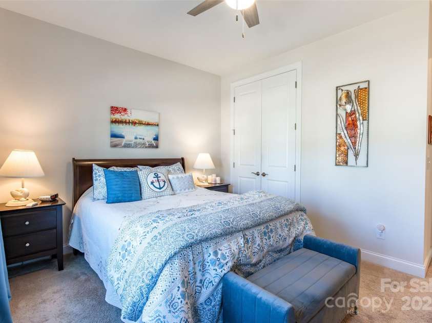 8516 Profit Lane, Charlotte, NC 28215.  MLS# CAR4273138, YatesRealty ID 23655. 