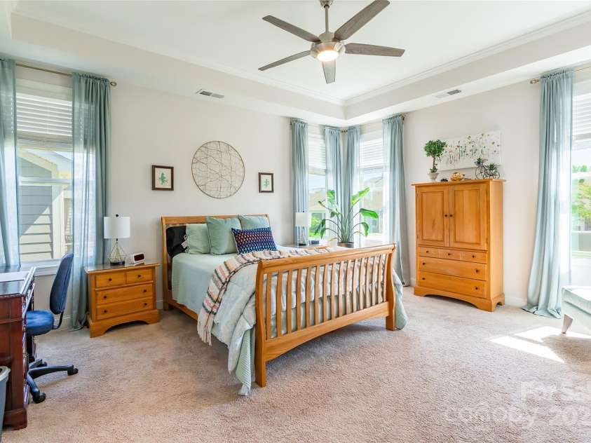 8516 Profit Lane, Charlotte, NC 28215.  MLS# CAR4273138, YatesRealty ID 23655. 