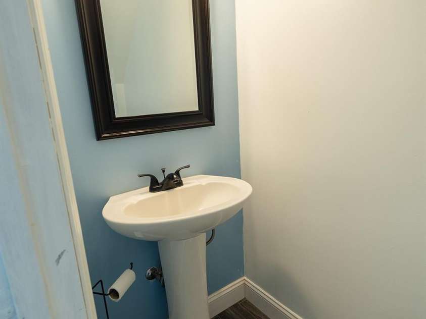 9232 Chislehurst Road, Mint Hill, NC 28227.  MLS# CAR4277120, YatesRealty ID 23656. 1/2 bathroom