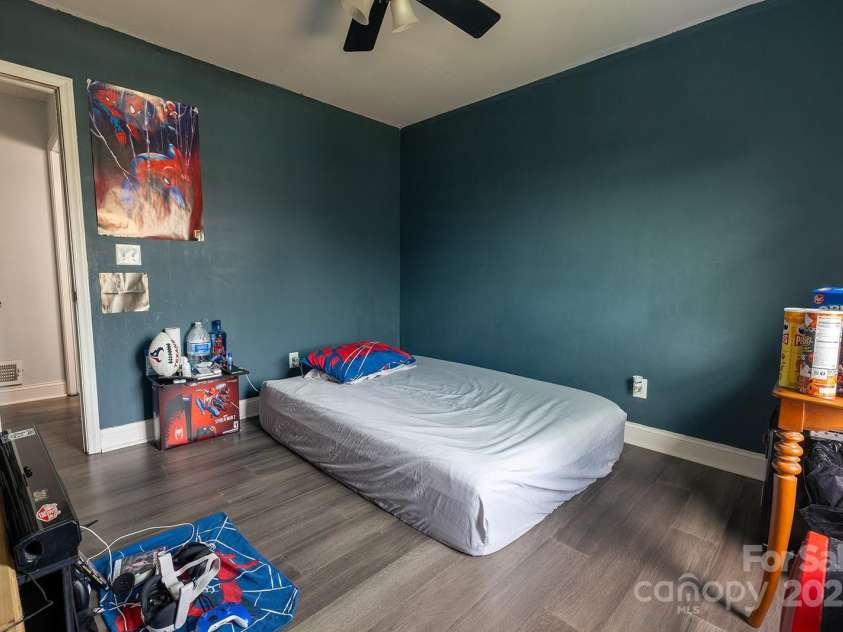 9232 Chislehurst Road, Mint Hill, NC 28227.  MLS# CAR4277120, YatesRealty ID 23656. Bedroom 1