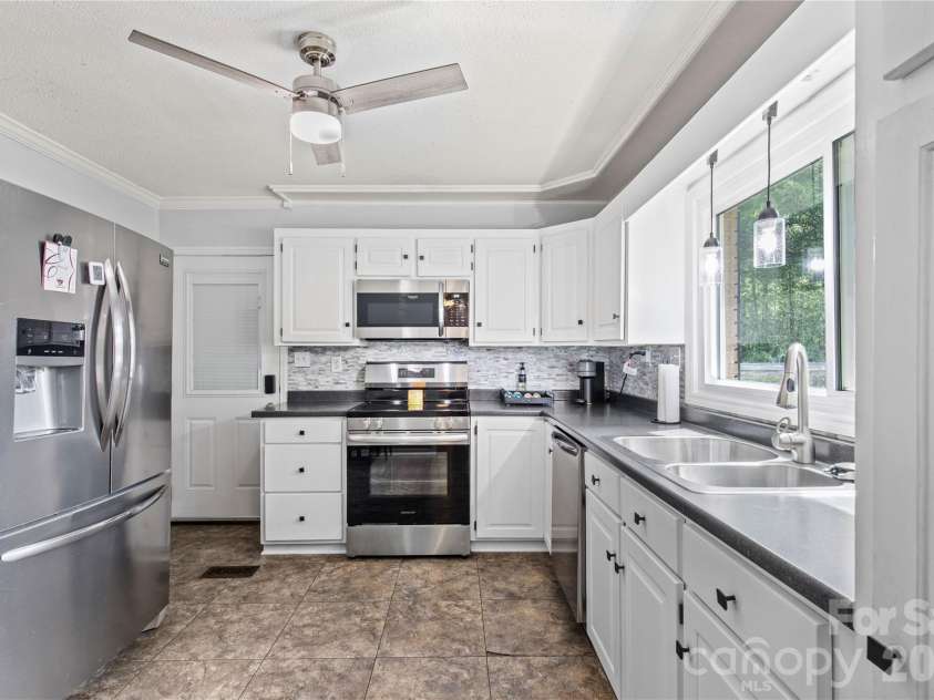 3093 Unity Church Road, Lancaster, SC 29720.  MLS# CAR4379137, YatesRealty ID 23657. 