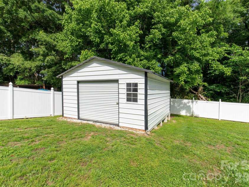 3093 Unity Church Road, Lancaster, SC 29720.  MLS# CAR4379137, YatesRealty ID 23657. 
