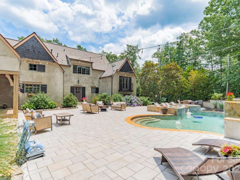 3587 Ridgetop Road, Sherrills Ford, NC 28673.  MLS# CAR4269496, YatesRealty ID 23657. 