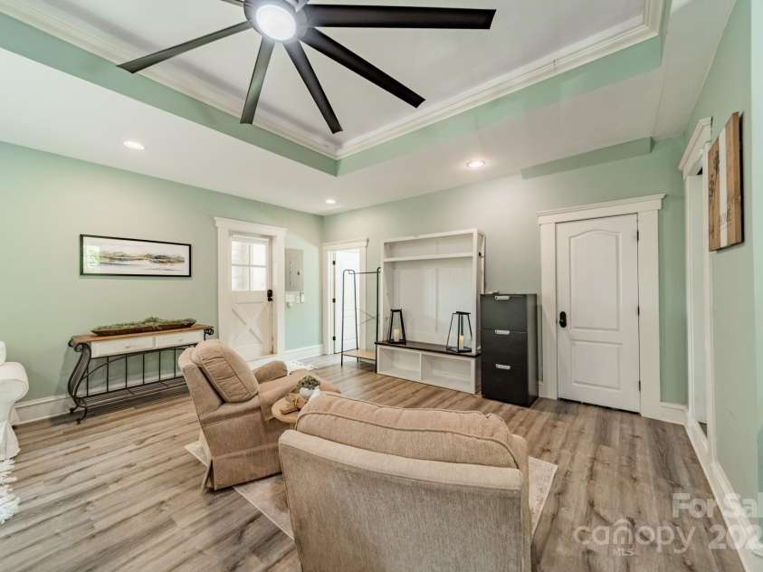 3587 Ridgetop Road, Sherrills Ford, NC 28673.  MLS# CAR4269496, YatesRealty ID 23657. 