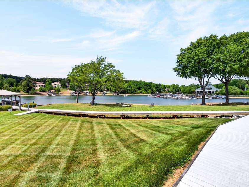 18310 Taffrail Way, Cornelius, NC 28031.  MLS# CAR4372401, YatesRealty ID 23659. 