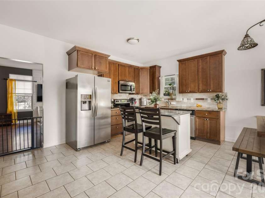 107 Barndale Drive, Troutman, NC 28166.  MLS# CAR4340490, YatesRealty ID 2366. 