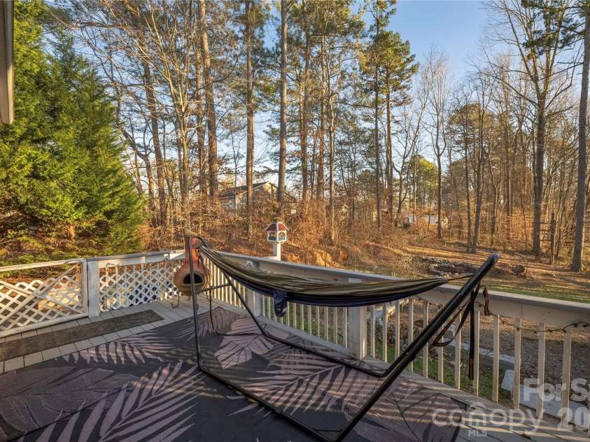 107 Barndale Drive, Troutman, NC 28166.  MLS# CAR4340490, YatesRealty ID 2366. 