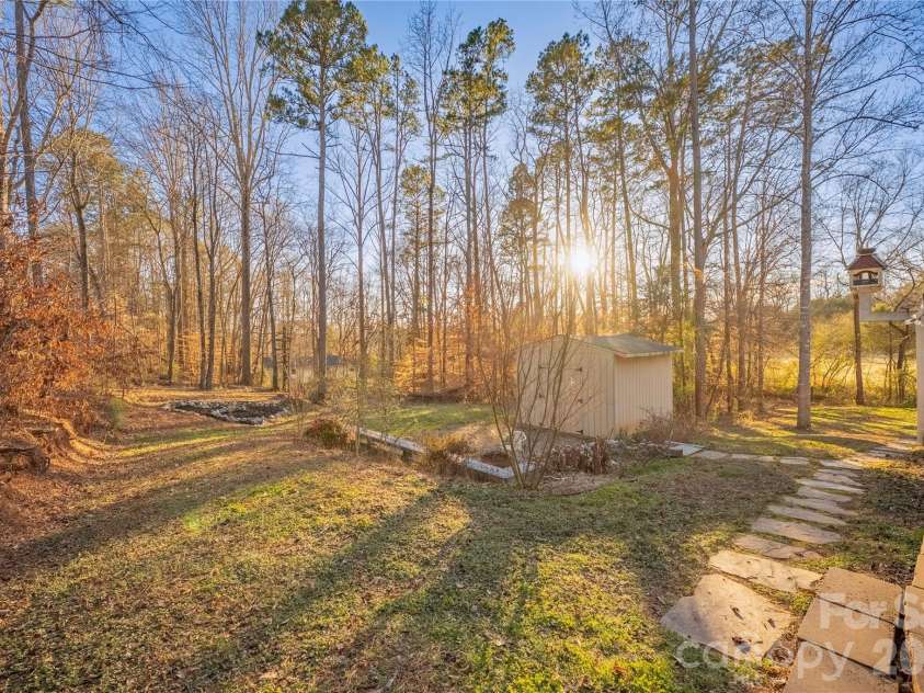 107 Barndale Drive, Troutman, NC 28166.  MLS# CAR4340490, YatesRealty ID 2366. 