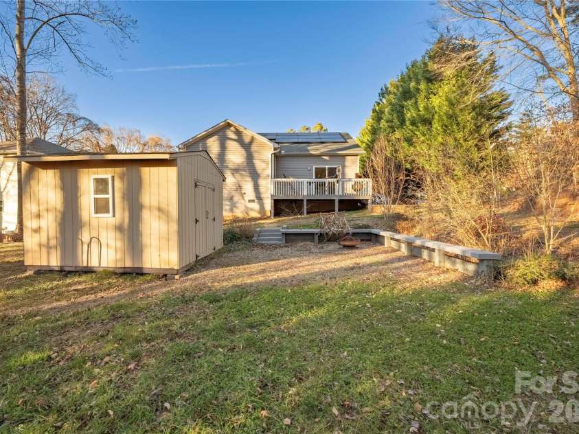 107 Barndale Drive, Troutman, NC 28166.  MLS# CAR4340490, YatesRealty ID 2366. 