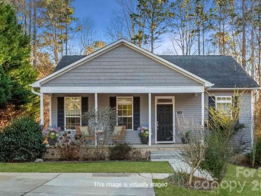 107 Barndale Drive, Troutman, NC 28166.  MLS# CAR4340490, YatesRealty ID 2366. 