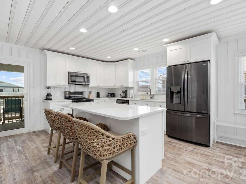 307 53rd Avenue, North Myrtle Beach, SC 29582.  MLS# CAR4308250, YatesRealty ID 2366. 