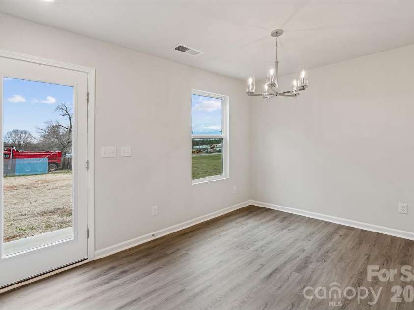 532 Bond Street, Statesville, NC 28677.  MLS# CAR4380155, YatesRealty ID 23660. 