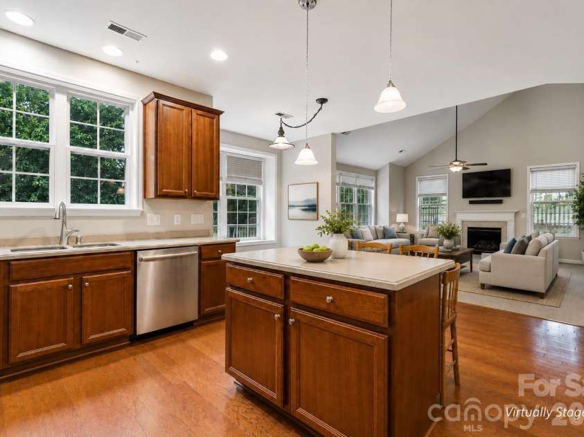 10412 Old Carolina Drive, Charlotte, NC 28214.  MLS# CAR4375684, YatesRealty ID 23661. Virtually Staged Kitchen Overlooking Great Room