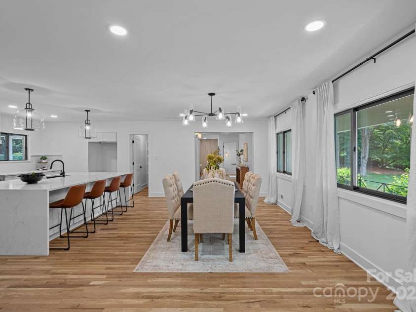 4209 Windwood Circle, Charlotte, NC 28226.  MLS# CAR4275324, YatesRealty ID 23661. 