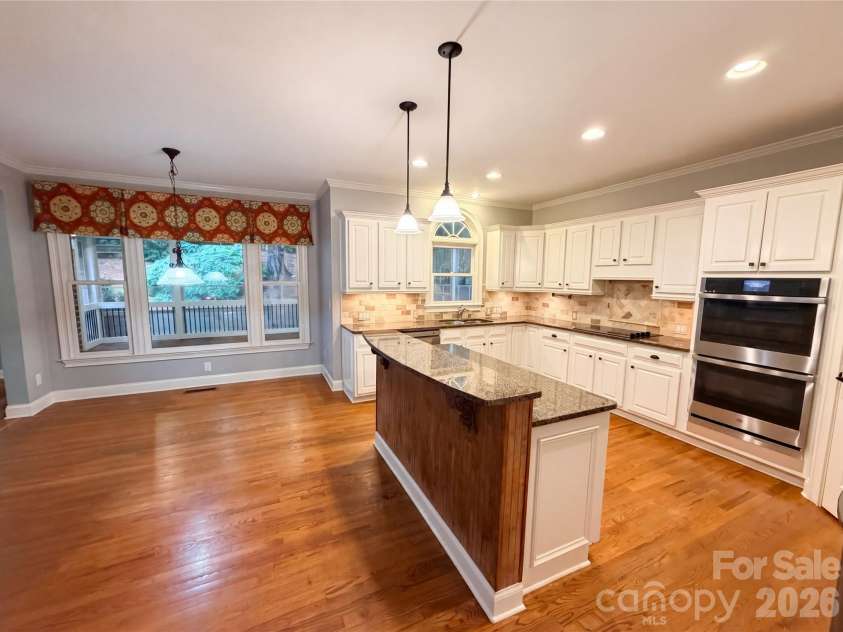 11106 Brush Hollow Road, Matthews, NC 28105.  MLS# CAR4379832, YatesRealty ID 23662. 