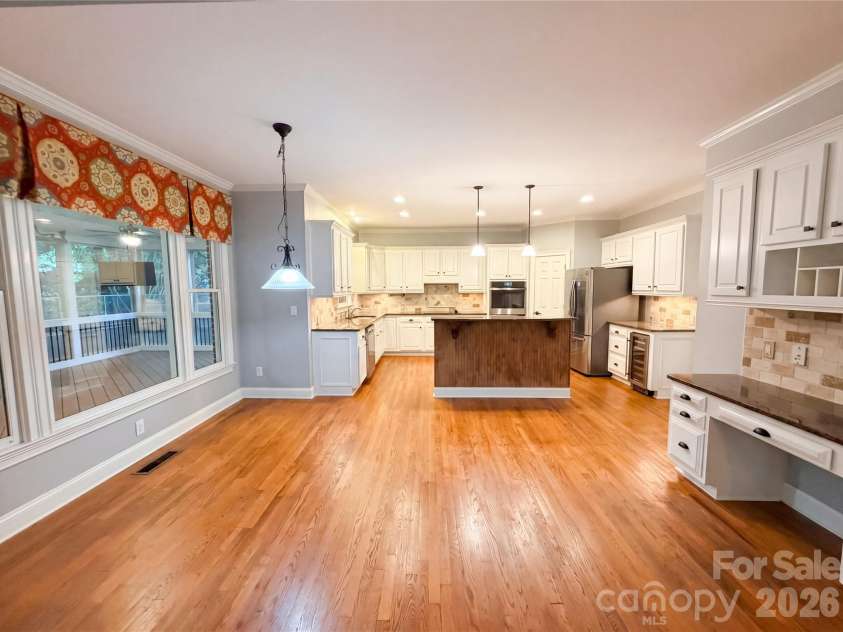 11106 Brush Hollow Road, Matthews, NC 28105.  MLS# CAR4379832, YatesRealty ID 23662. 