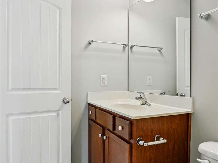 6333 Cory Bret Lane, Charlotte, NC 28278.  MLS# CAR4266082, YatesRealty ID 23662. 