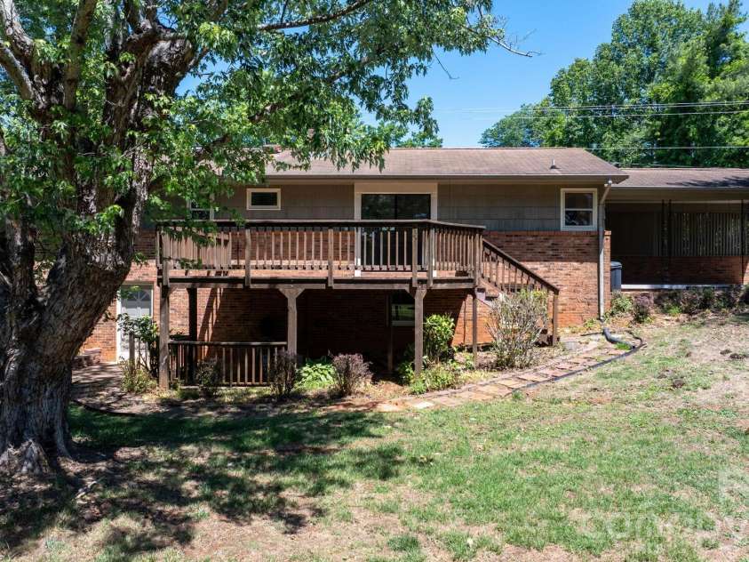 1328 Amherst Road, Morganton, NC 28655.  MLS# CAR4379932, YatesRealty ID 23663. 