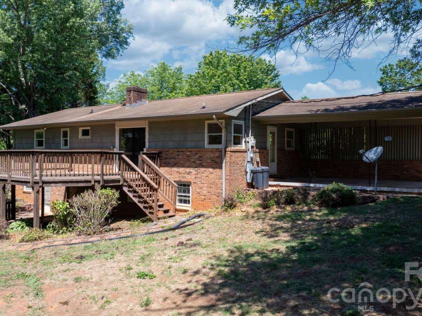 1328 Amherst Road, Morganton, NC 28655.  MLS# CAR4379932, YatesRealty ID 23663. 